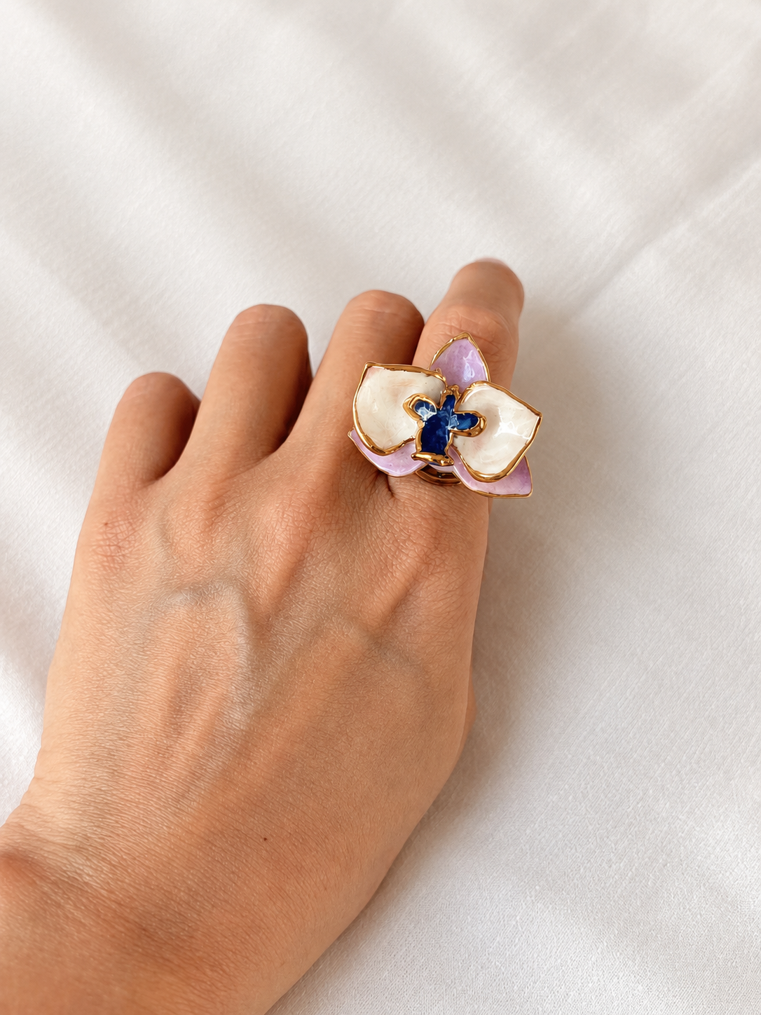 Noor Iridescent Handmade Porcelain Ring