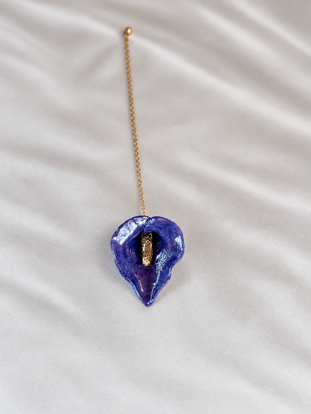 Gauri Iridescent Handmade Porcelain Necklace