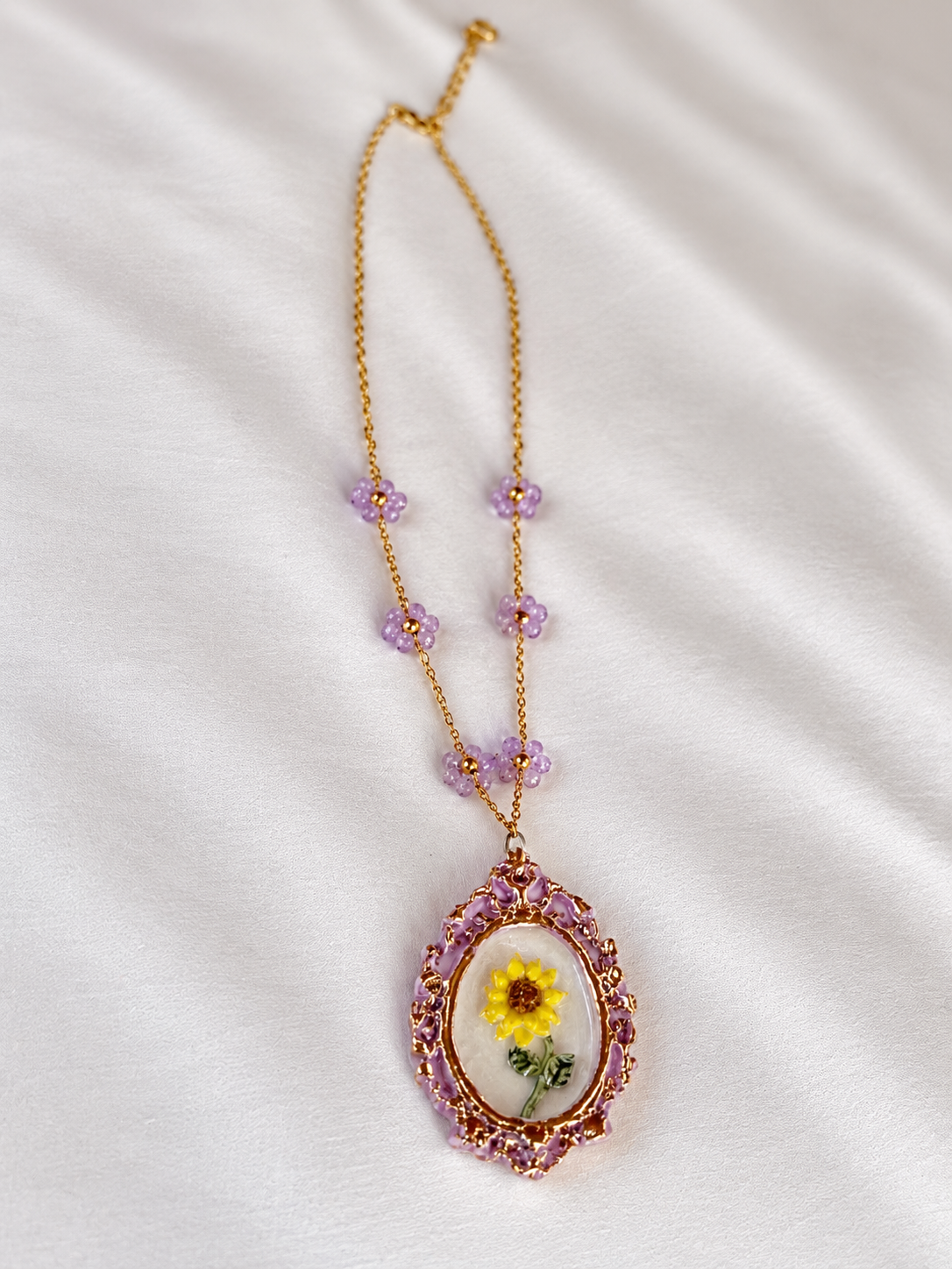 Kavya Handmade Porcelain Necklace
