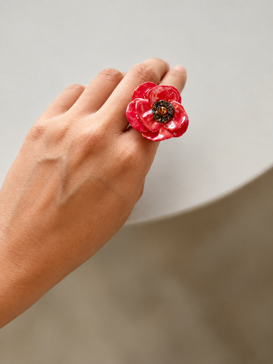 Alya Iridescent Handmade Porcelain Ring