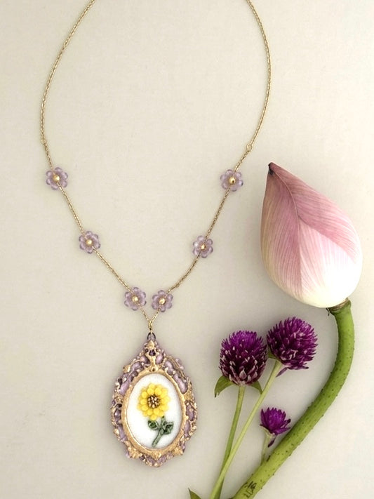 Kavya Handmade Porcelain Necklace